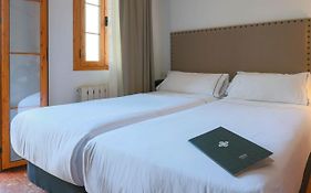 Hotel Tugasa El Almendral